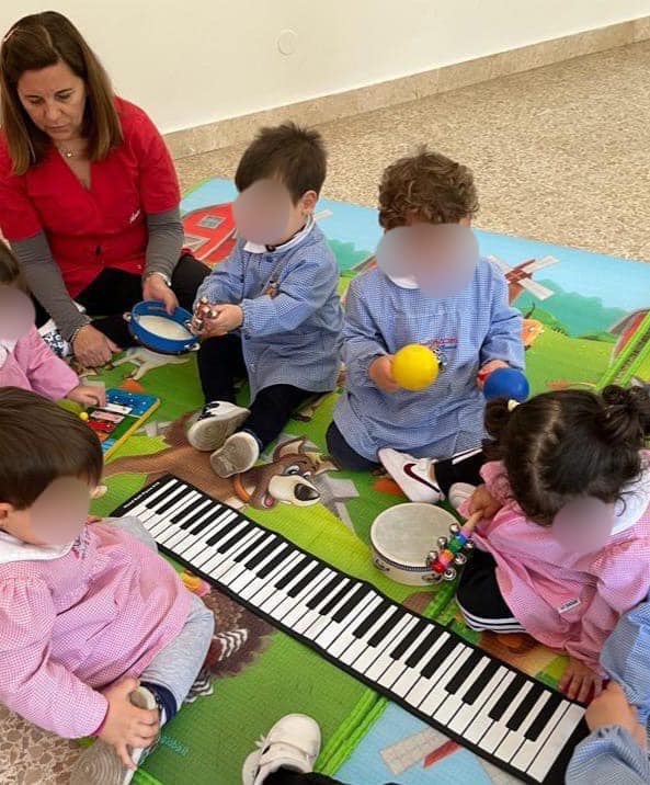 337142727_898361434808381_975201080645808436_n